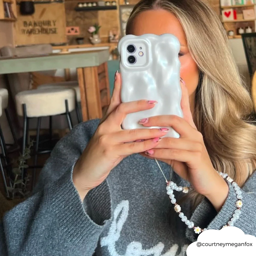 3D Pearl Phone Case - White - Image 4