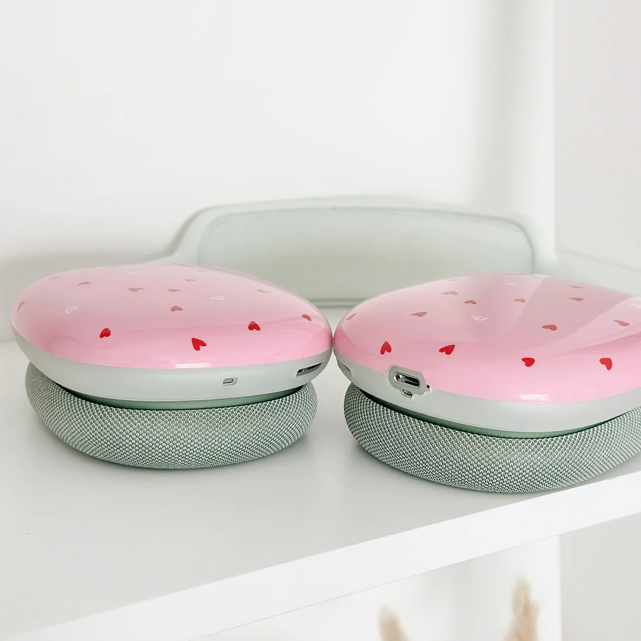 AirPods Max Case - Cute Hearts - Image 3