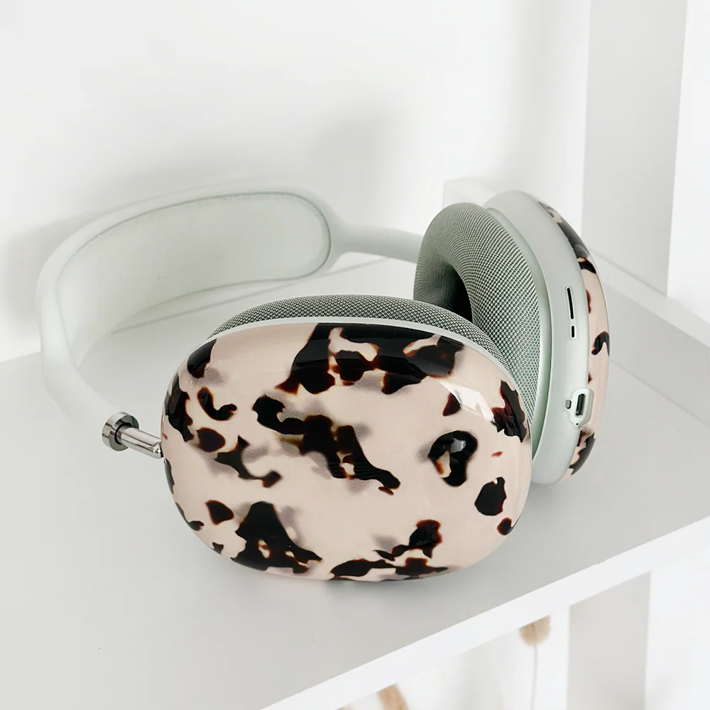 AirPods Max Case - Ivory Tort - Image 5