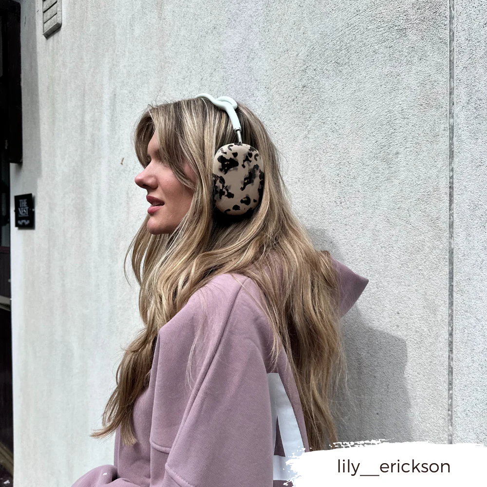 AirPods Max Case - Ivory Tort - Image 6