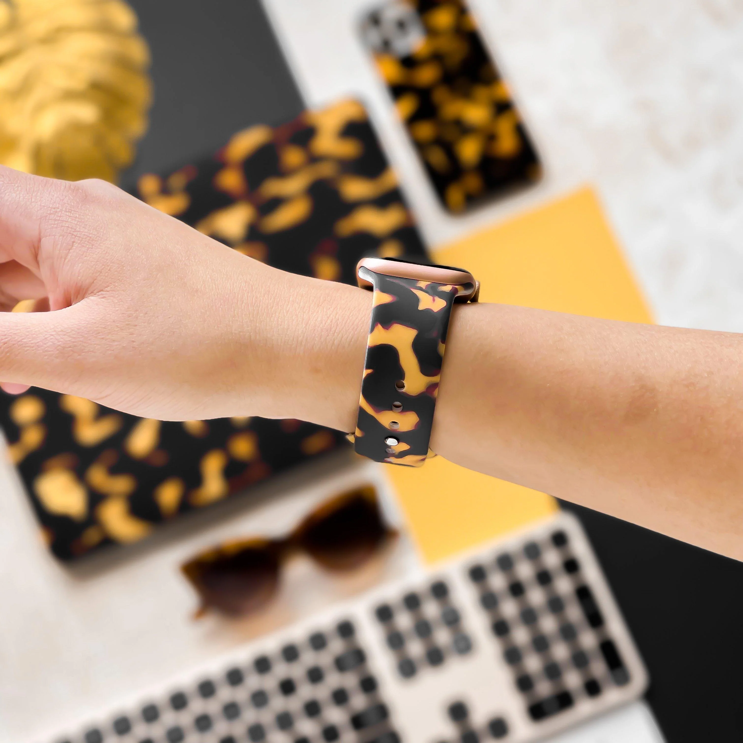 Chic Tortoiseshell Apple Watch Strap - Image 3