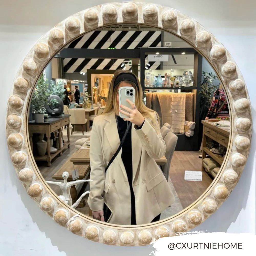 Curvy Phone Case - Cream - Image 16