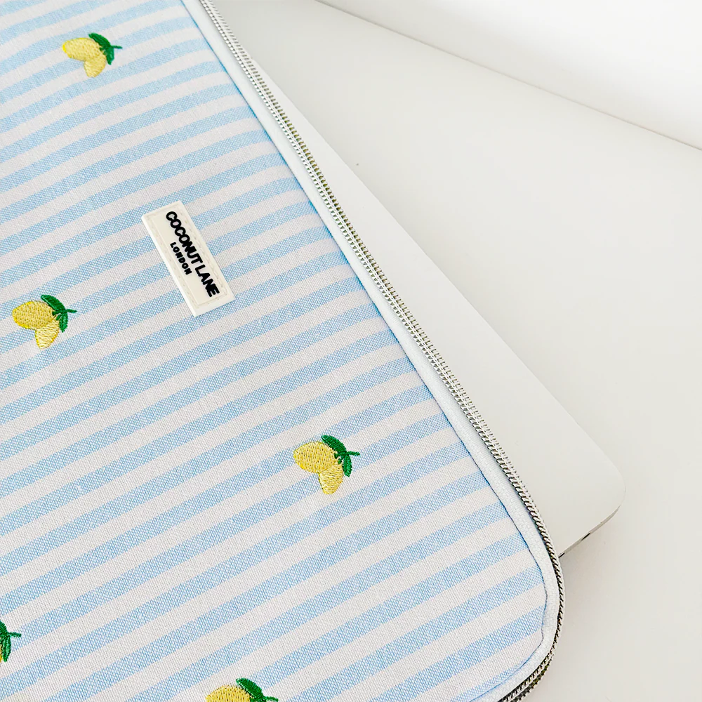 Living La Vida Lemon Laptop Sleeve - Image 3