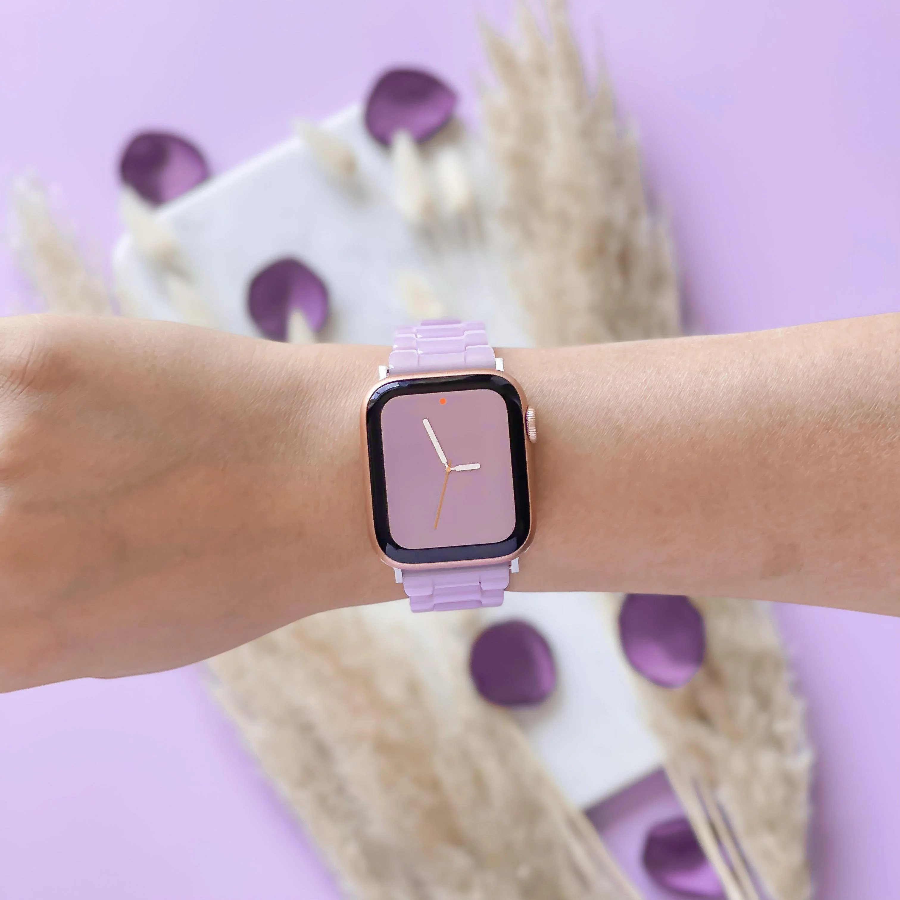 Luxe Lilac Apple Watch Strap - Image 4