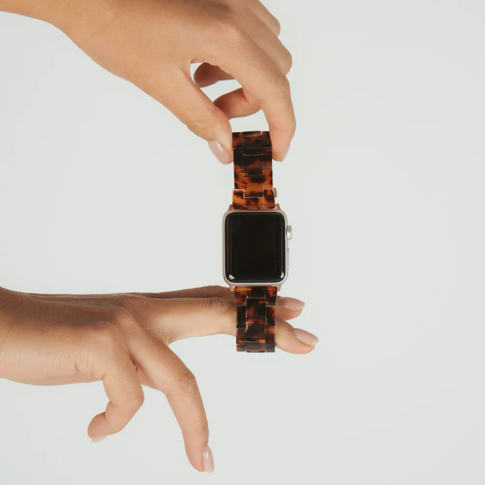 Luxe Tortoiseshell Apple Watch Strap - Image 4