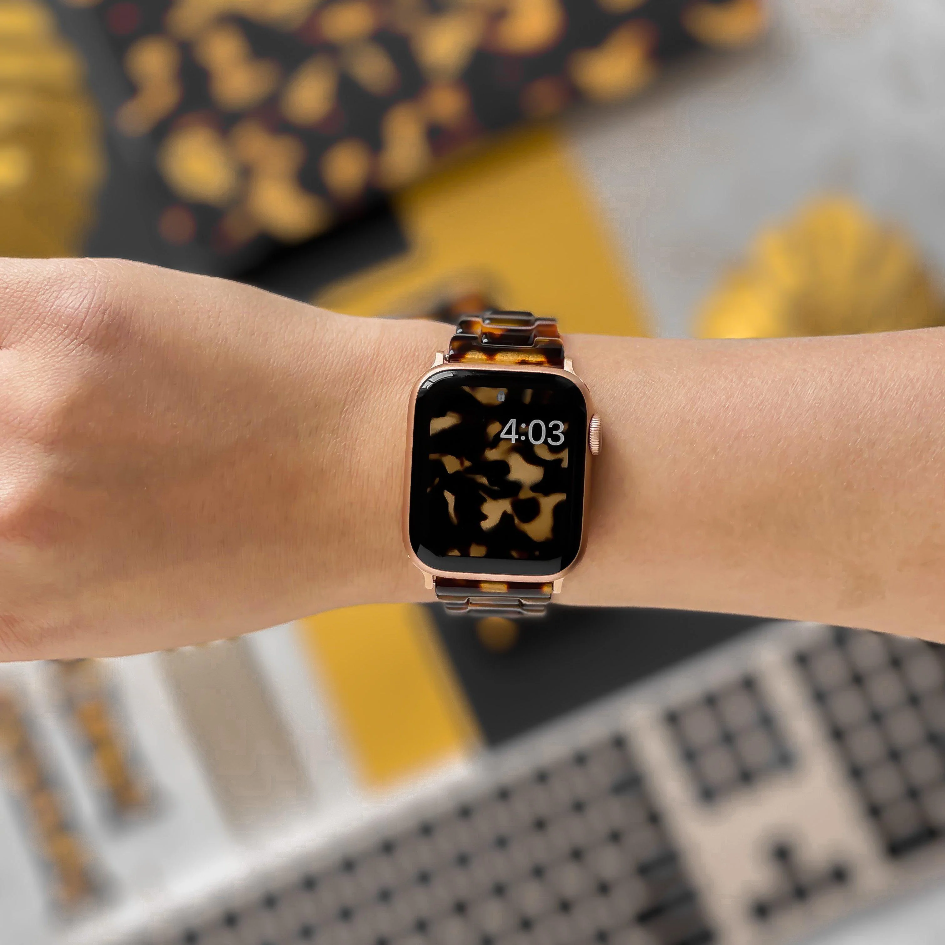 Luxe Tortoiseshell Apple Watch Strap - Image 6
