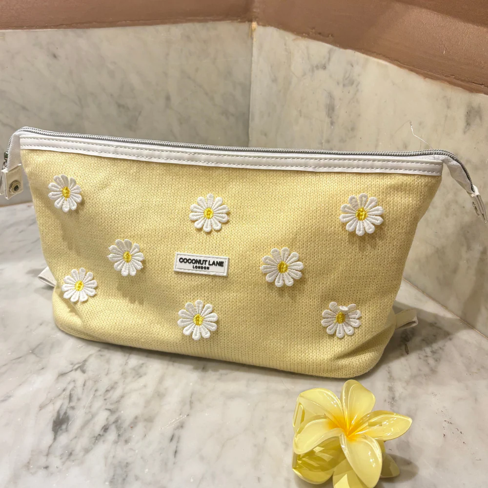 Expandable Makeup Bag - Buttercup Bloom - Image 6