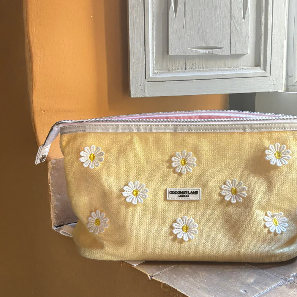 Expandable Makeup Bag - Buttercup Bloom - Image 7