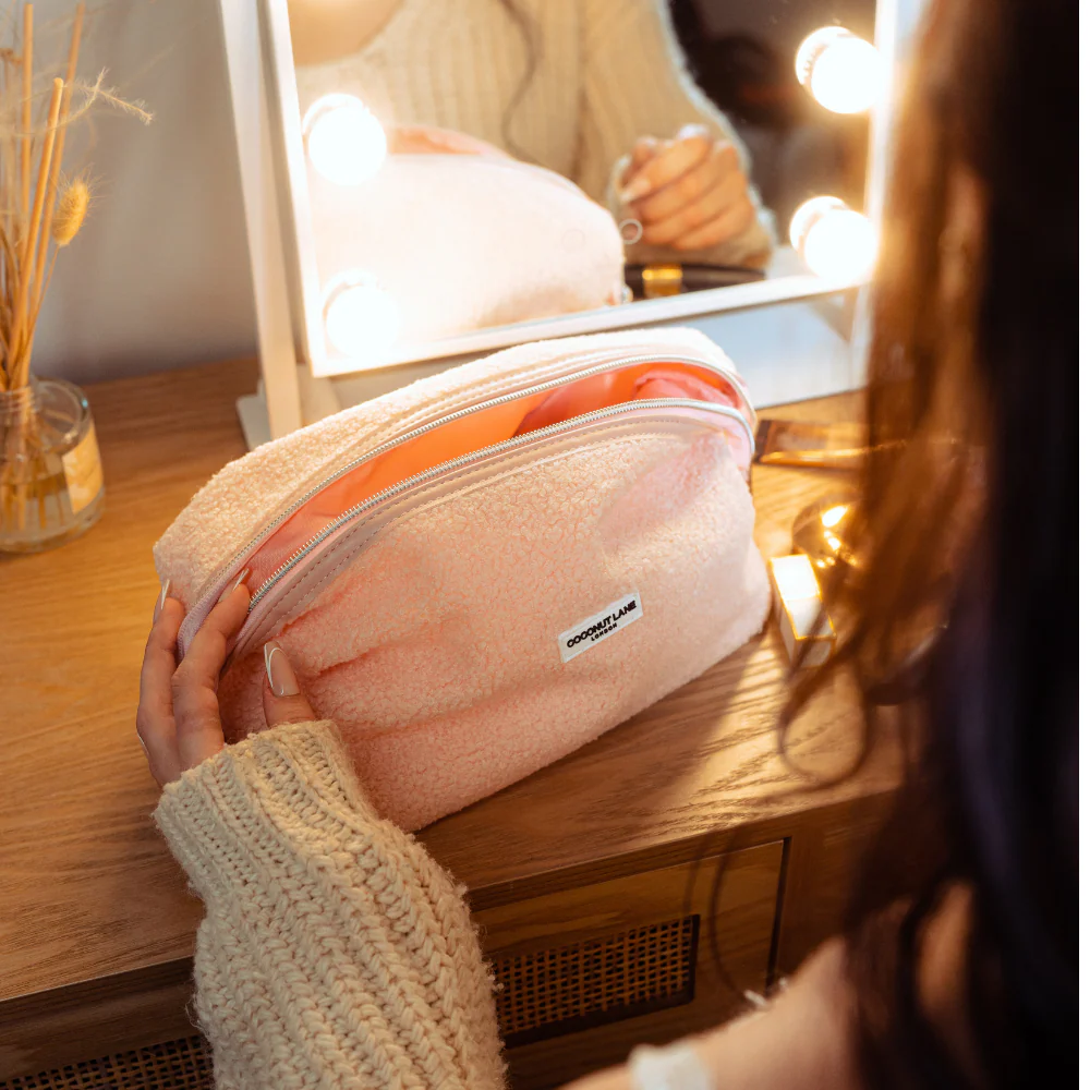 Expandable Makeup Bag - Teddy Love-A-Lot - Image 4