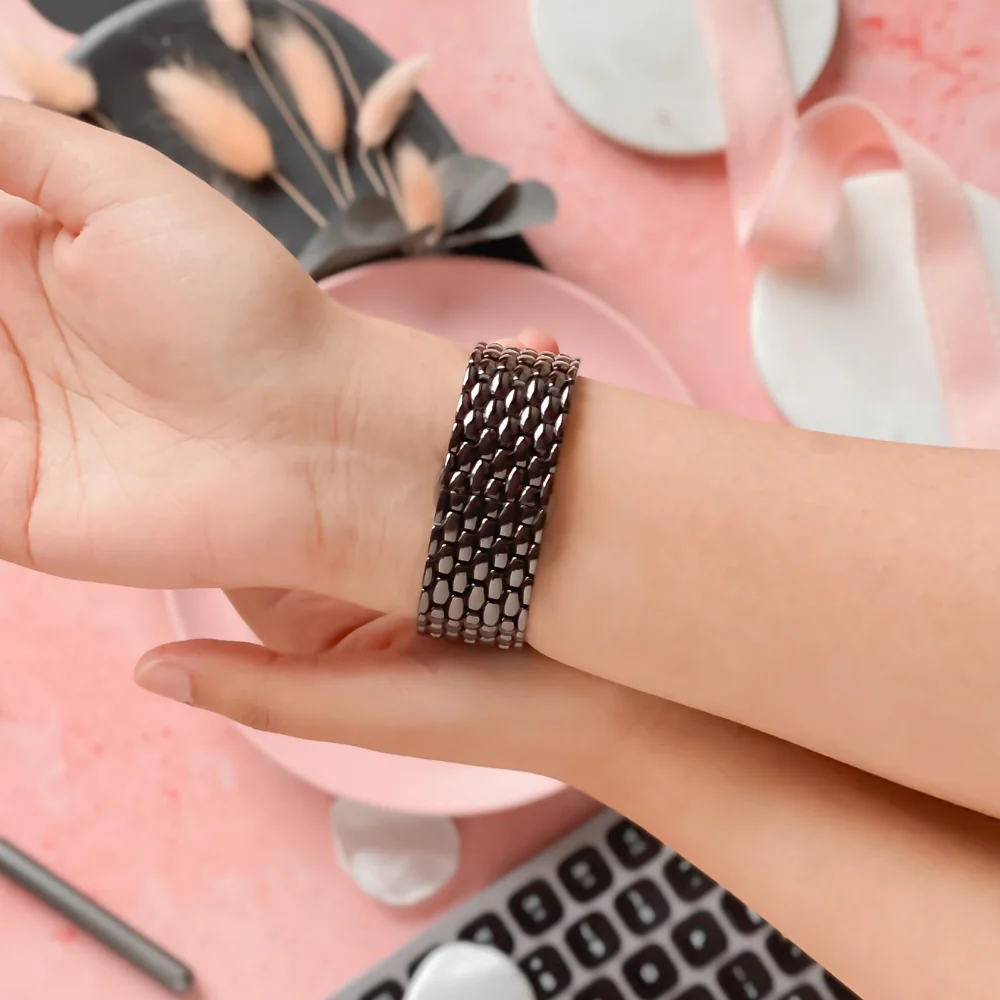 Mermaid Apple Watch Strap - Black - Image 4