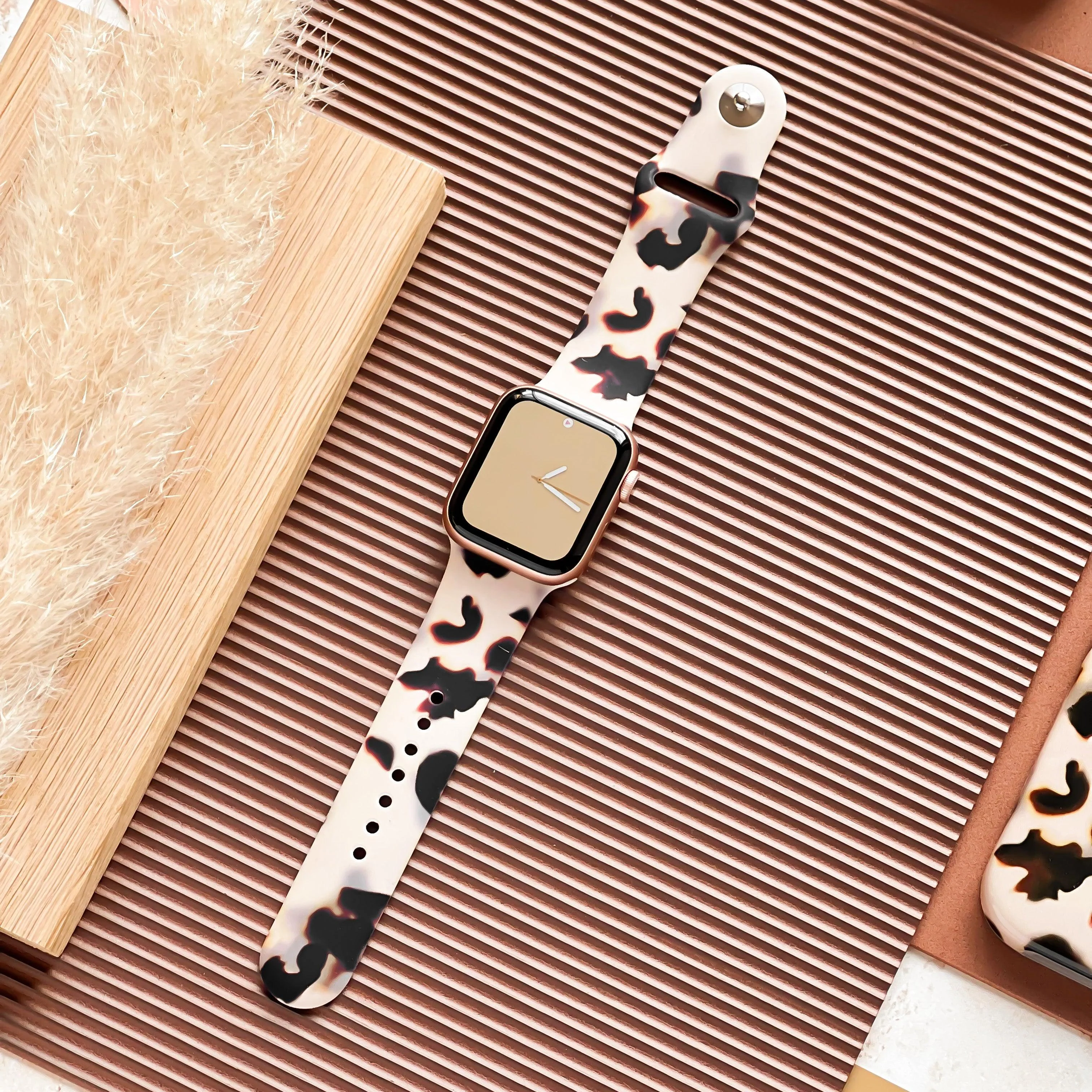 Milky Ivory Tort Apple Watch Strap - Image 8