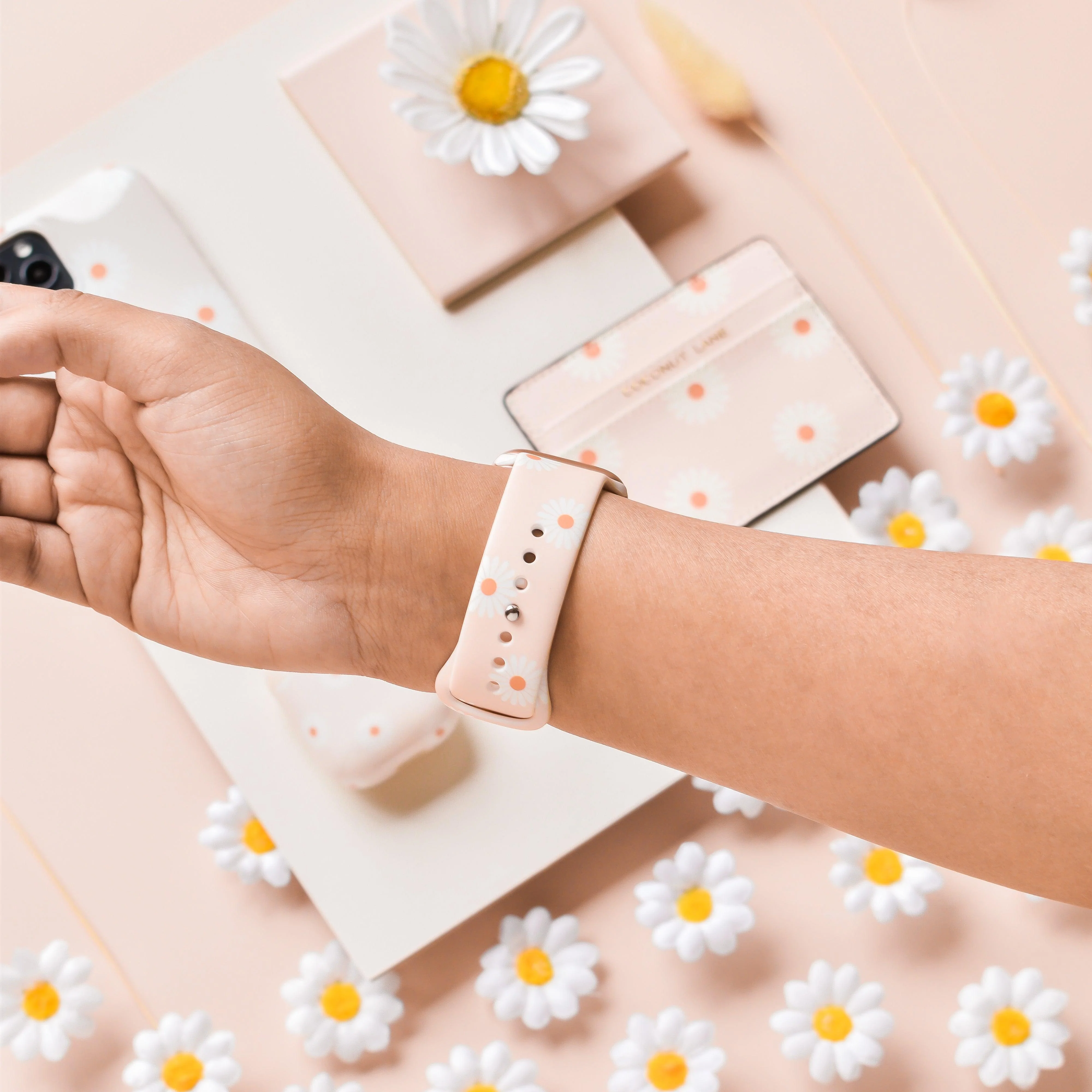 Neutral Daisies Apple Watch Strap - Image 3