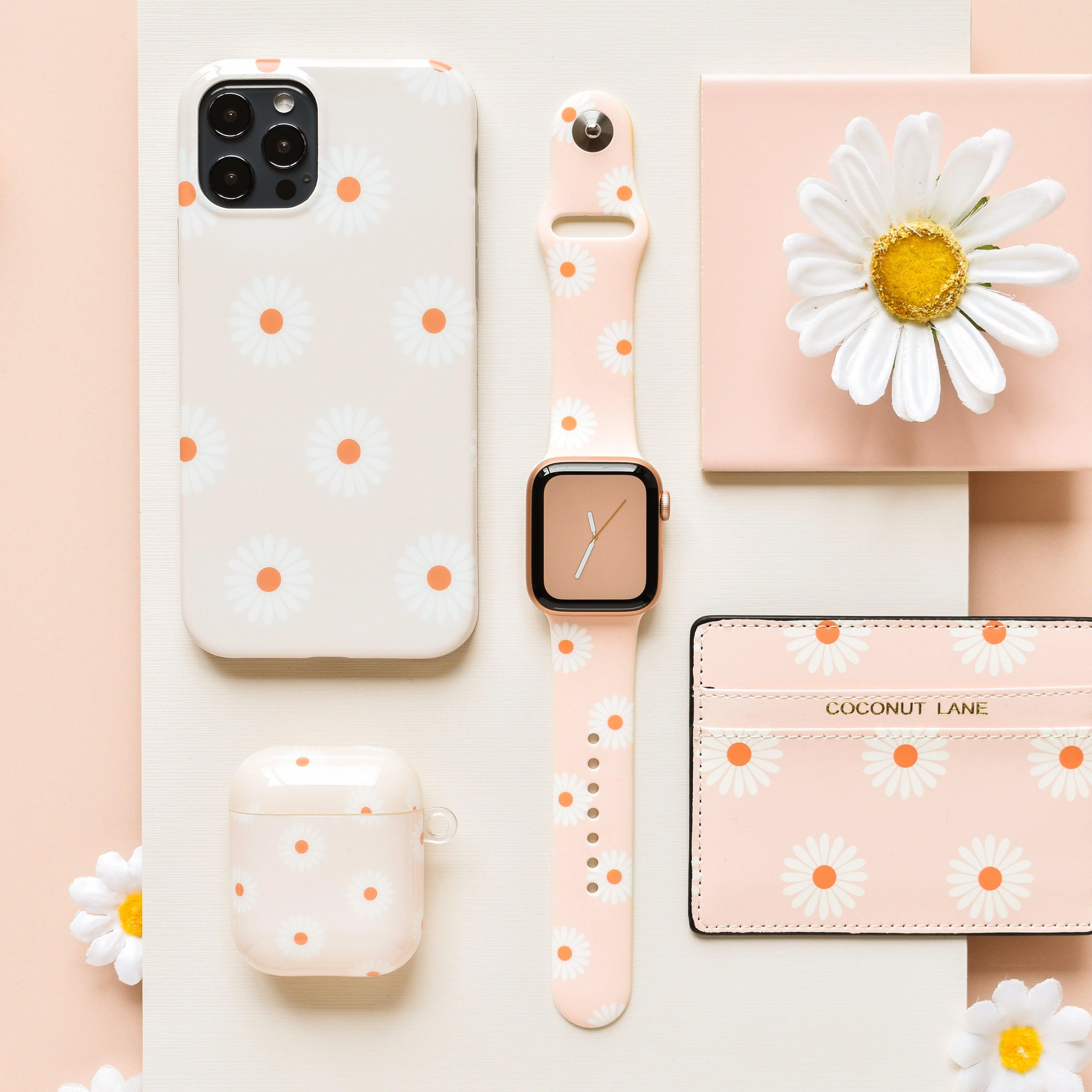 Neutral Daisies Apple Watch Strap - Image 8