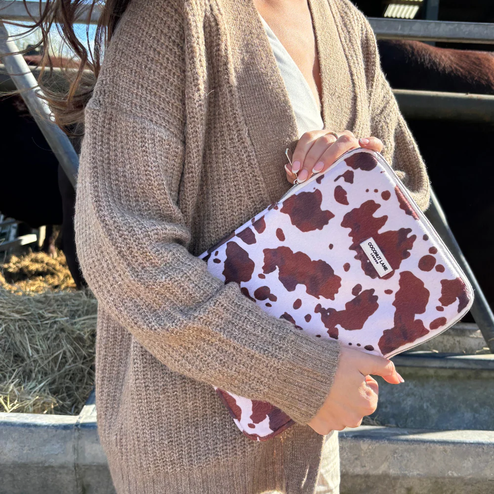 Rodeo Cowgirl iPad Sleeve - Image 6