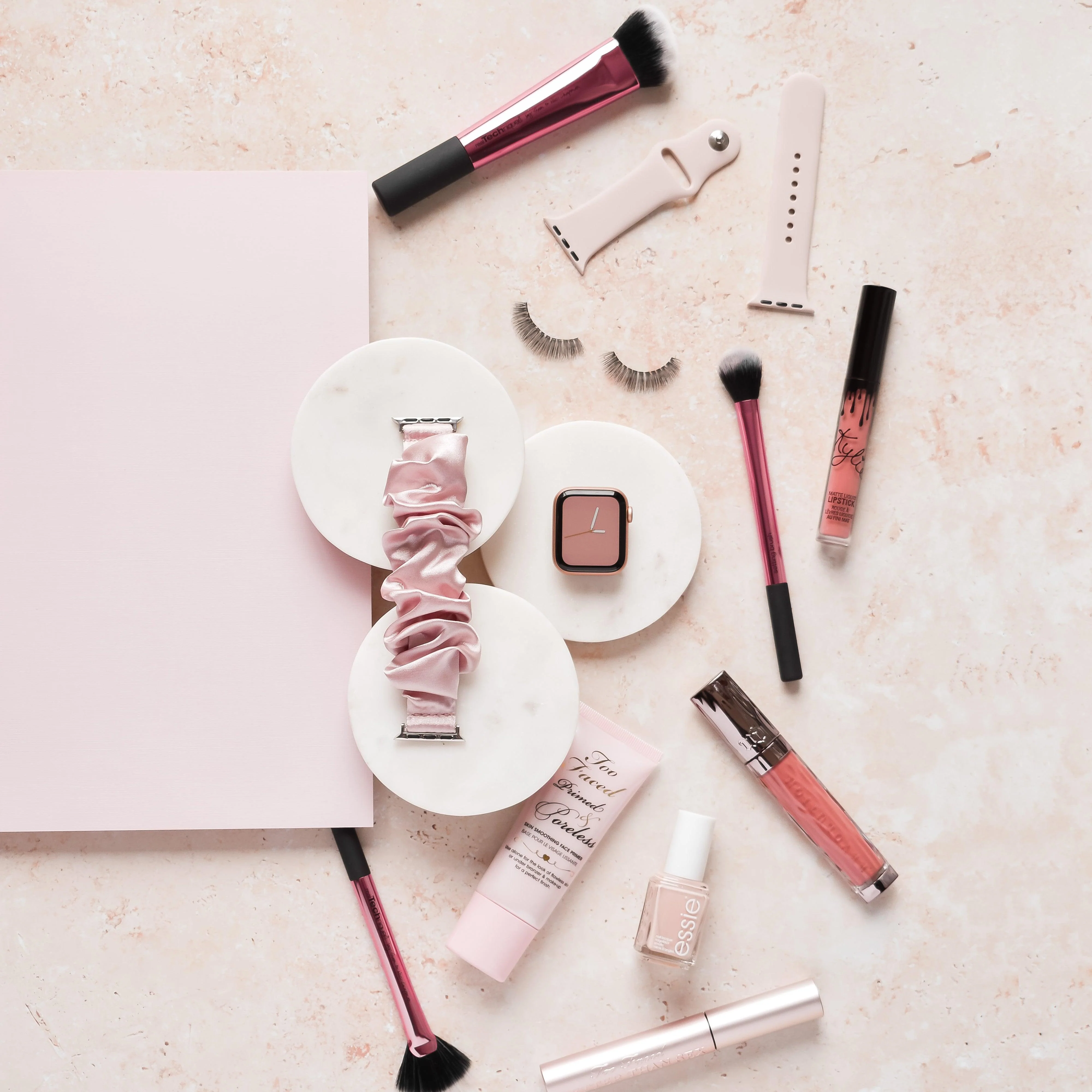 Scrunchie Apple Watch Strap - Powder Pink - Image 7