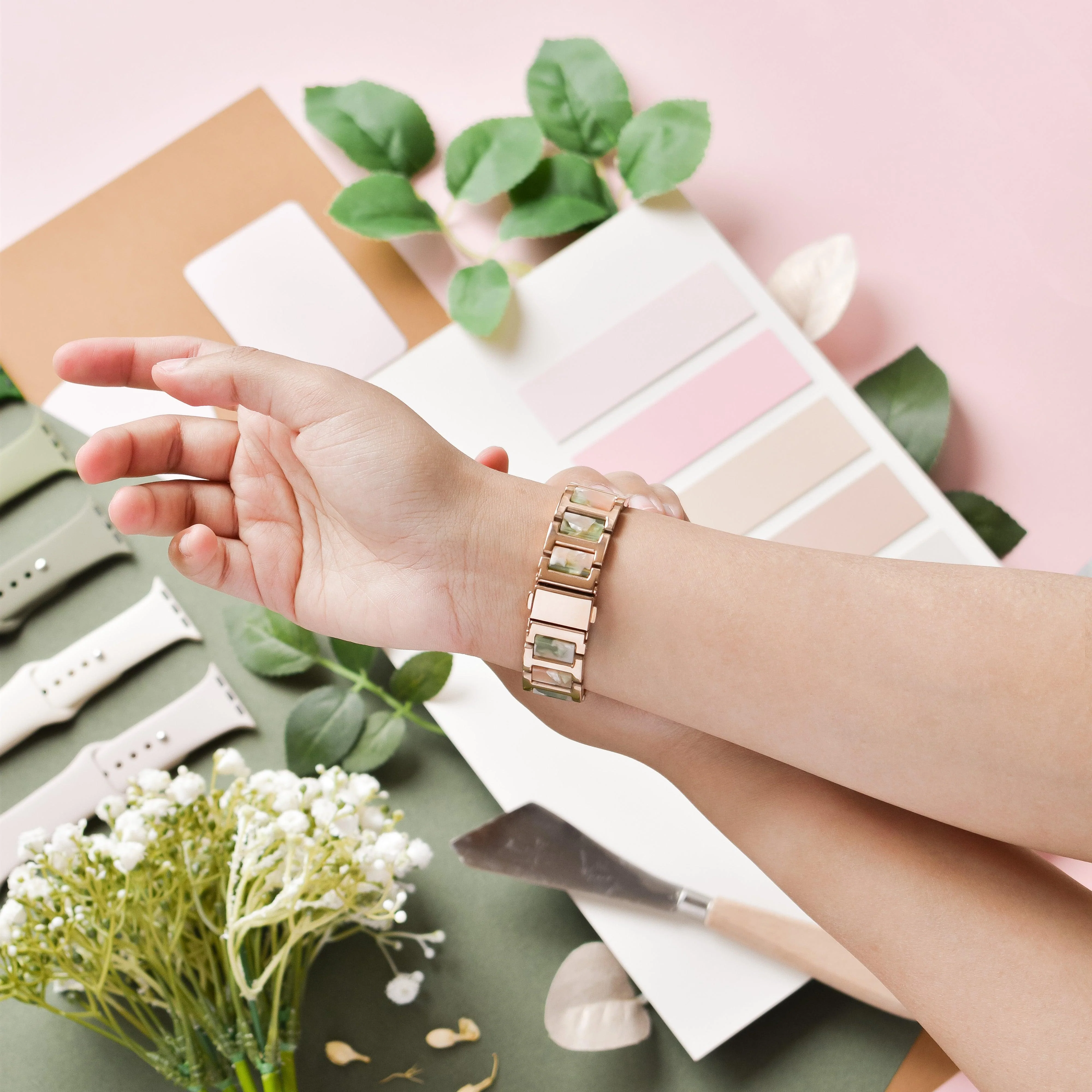 Stainless Steel Apple Watch Strap - Pink, Green & Rose Gold - Image 3