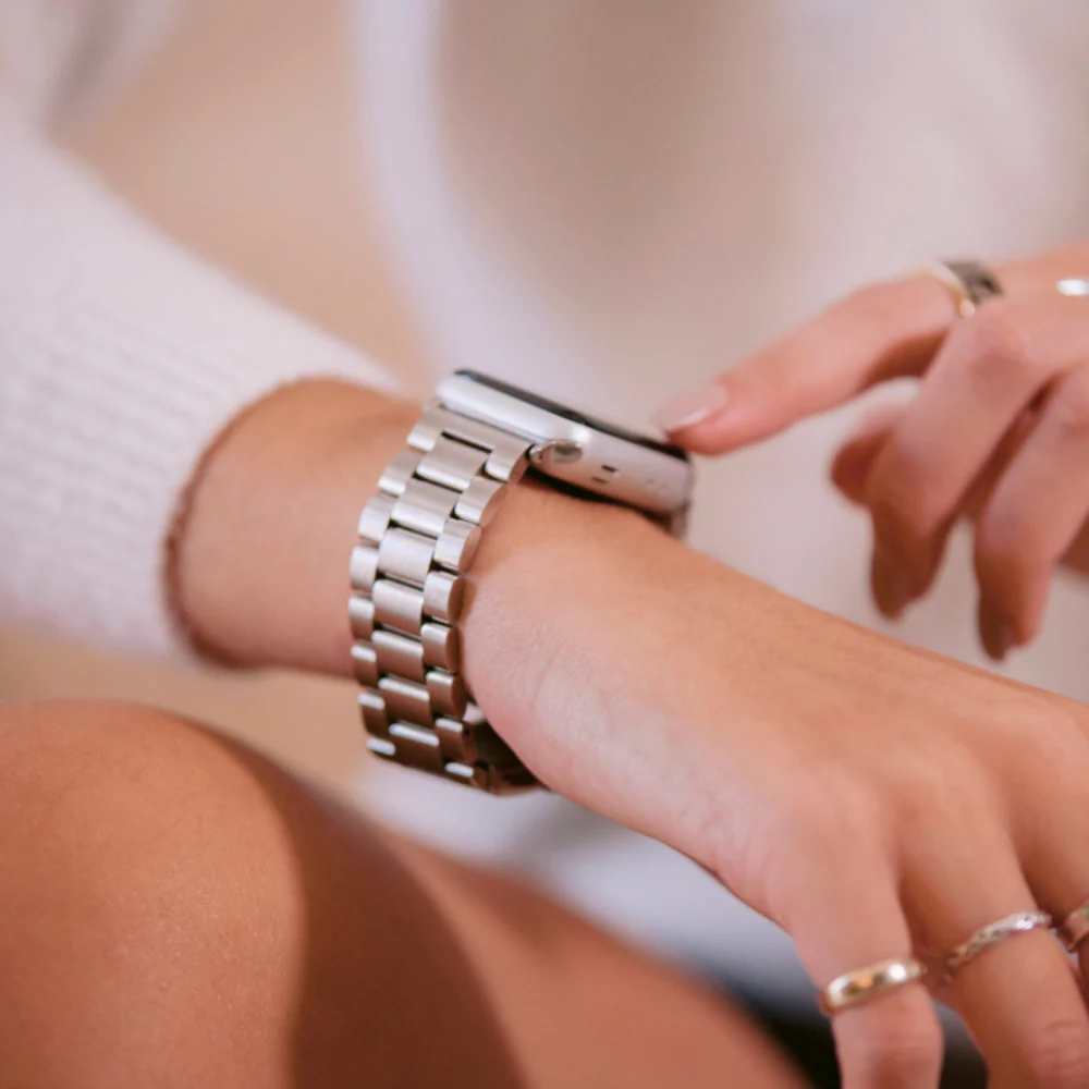 Stainless Steel Apple Watch Strap - Silver - Image 8