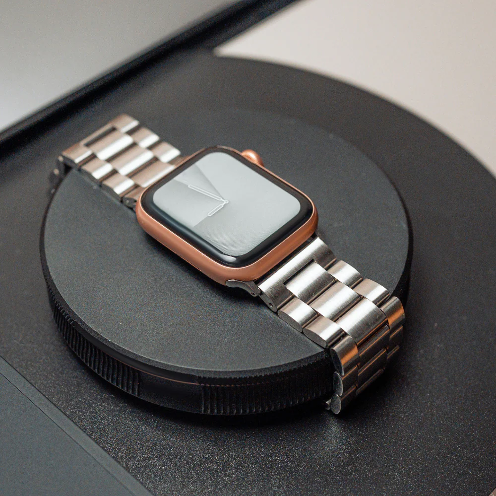 Stainless Steel Apple Watch Strap - Silver - Image 9