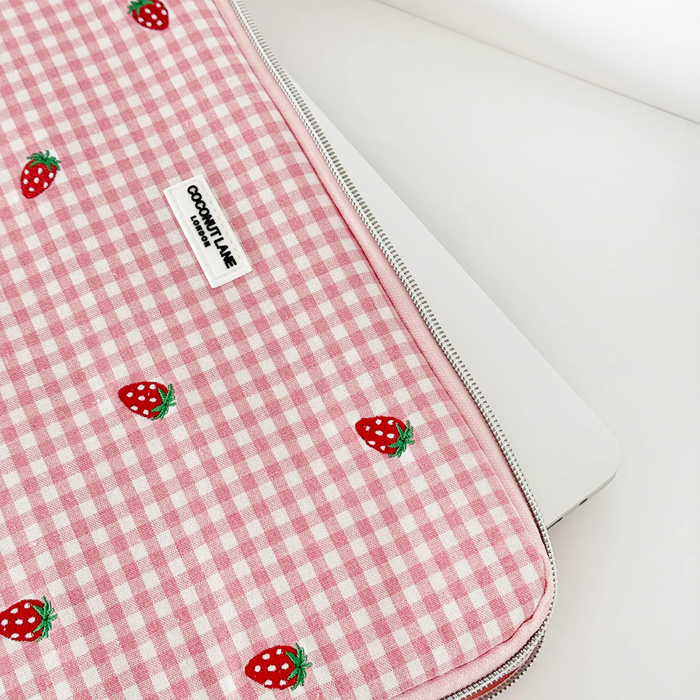 Strawberry Picnic Laptop Sleeve - Image 3