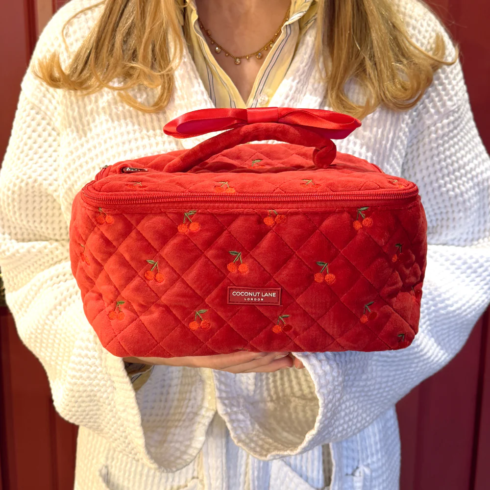 Travel Vanity Case - Cherry Velvet - Image 5