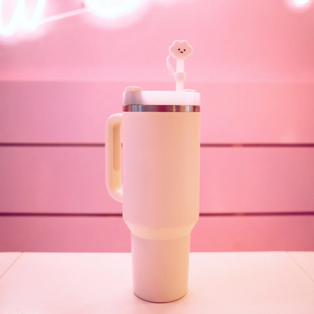 White Cloud Straw Cover - Image 3